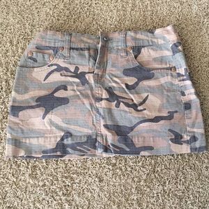 Mossimo camo mini skirt